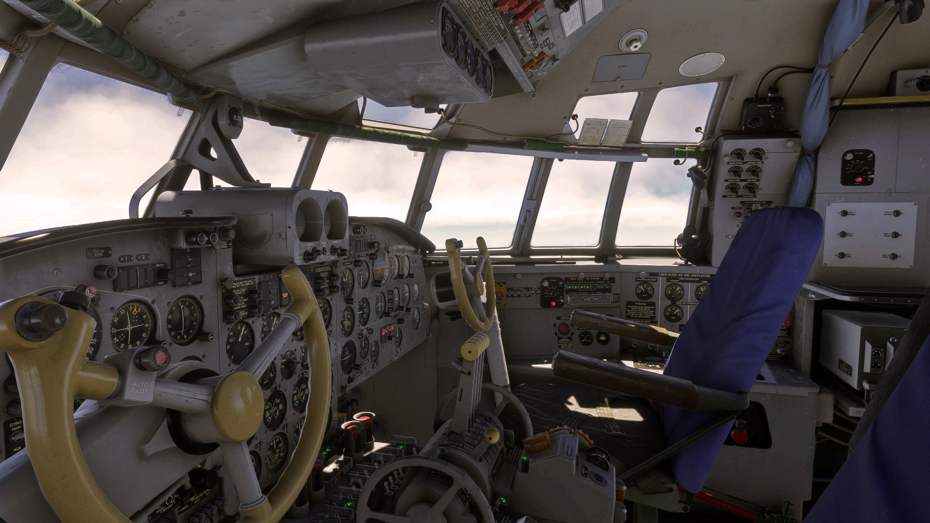 Ilyushin Il-18D Ilyushin Il-18D