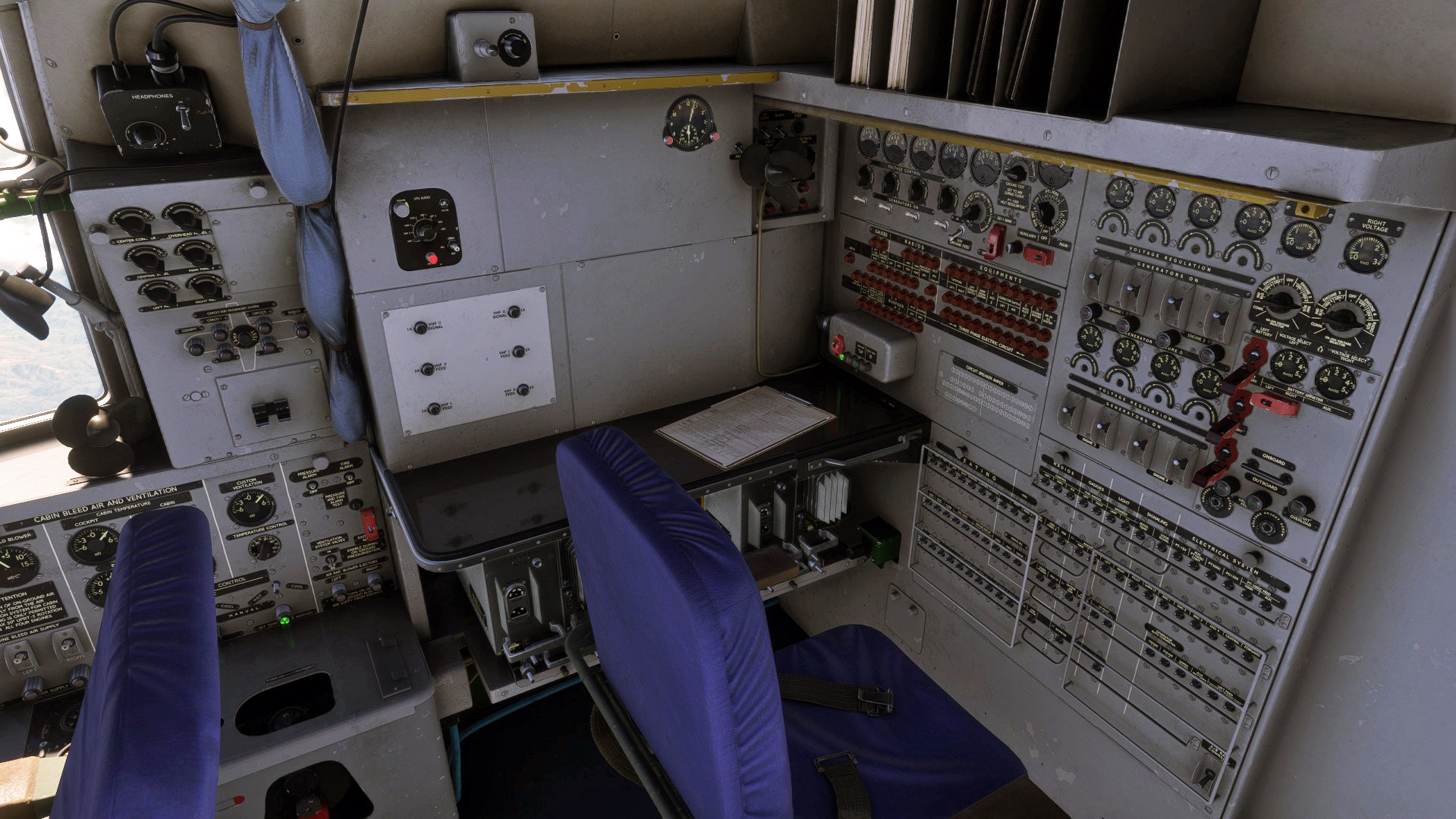 Ilyushin Il-18D Ilyushin Il-18D