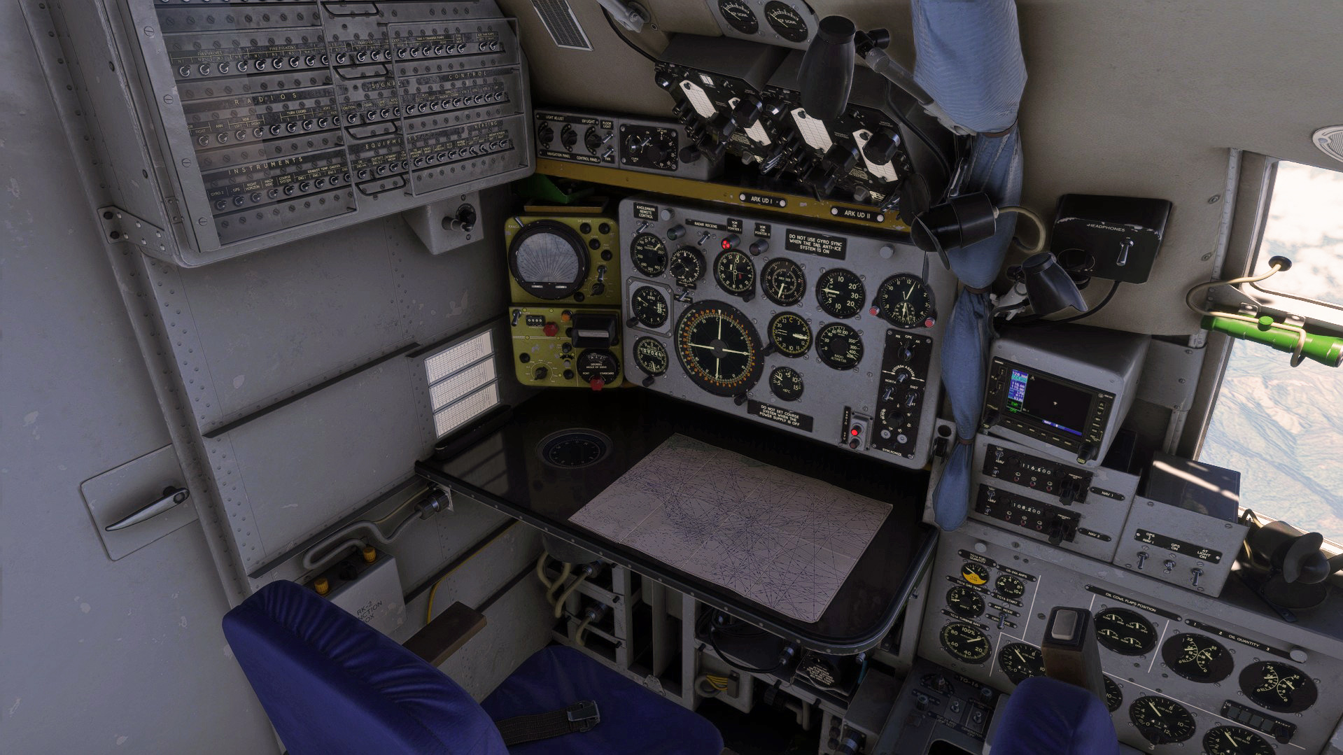 Ilyushin Il-18D Ilyushin Il-18D
